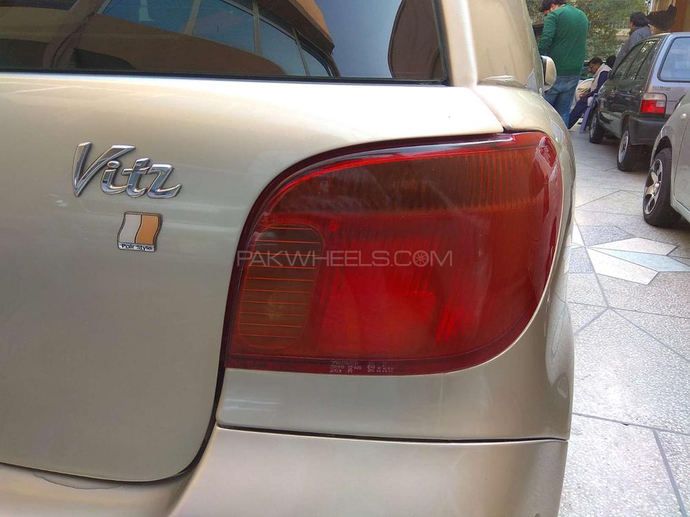 Toyota Vitz 2004 for Sale in Lahore Toyota Vitz 2004 for Sale in Lahore Image-7