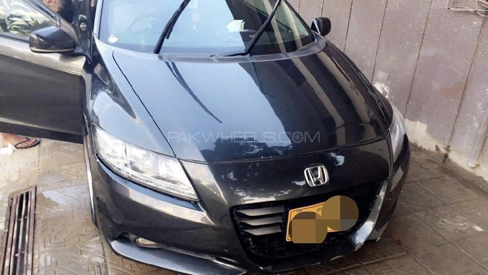 Honda CR-Z 2011 for Sale in Karachi Honda CR-Z 2011 for Sale in Karachi Image-4