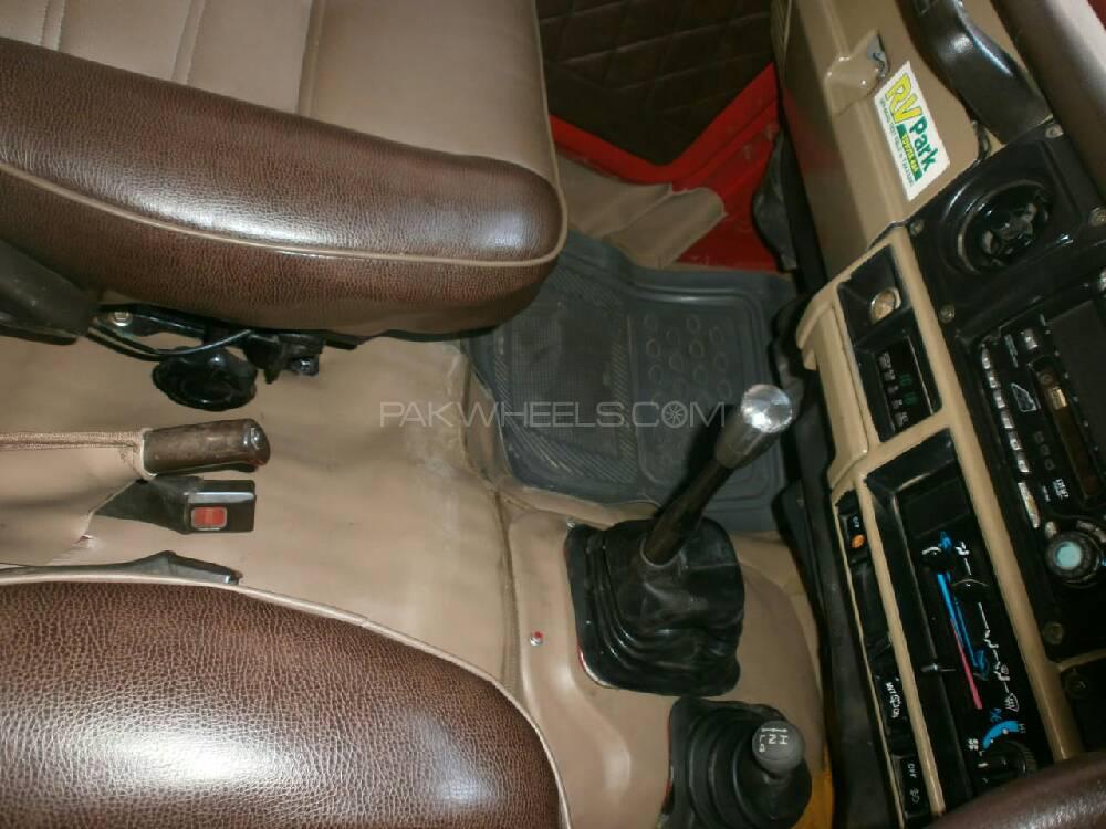 Jeep Cj 7 1978 for Sale in Muzaffarabad Jeep Cj 7 1978 for Sale in Muzaffarabad Image-7