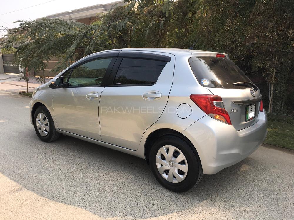 Toyota Vitz 2014 for Sale in Lahore Toyota Vitz 2014 for Sale in Lahore Image-4