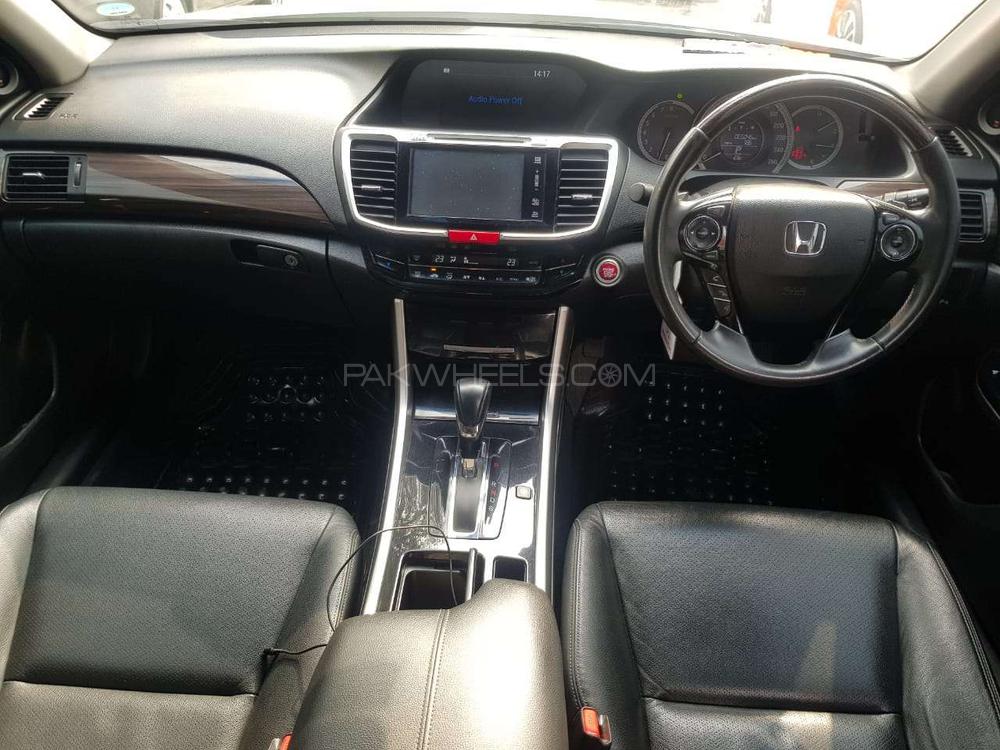 Honda Accord 2016 for Sale in Lahore Honda Accord 2016 for Sale in Lahore Image-5
