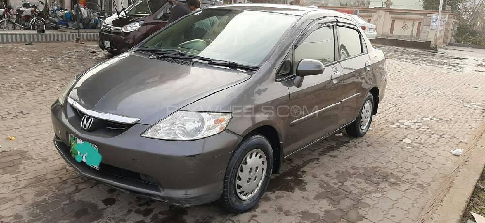 Honda City 2004 for Sale in Lahore Honda City 2004 for Sale in Lahore Image-2