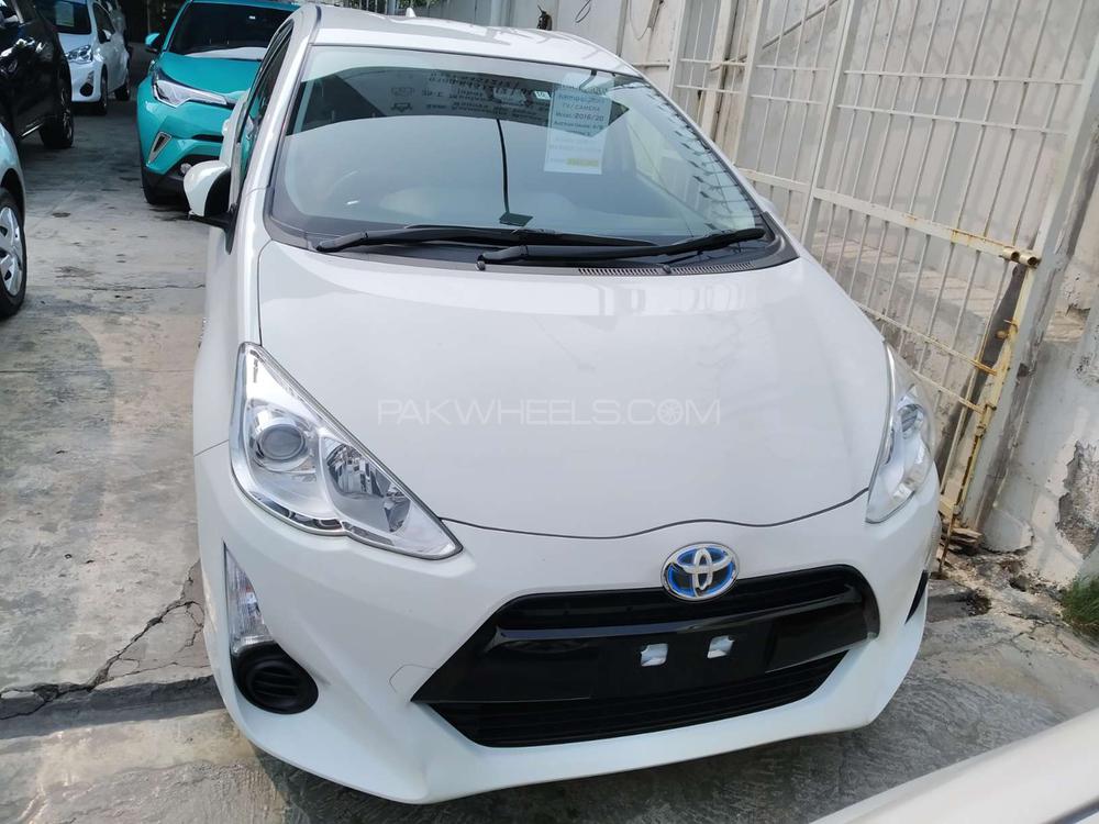 Toyota Aqua 2016 for Sale in Lahore Image-1