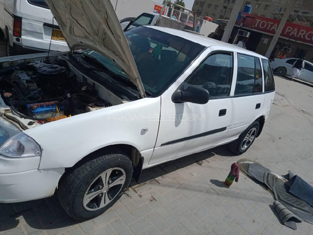 Suzuki Cultus 2000 for Sale in Karachi Suzuki Cultus 2000 for Sale in Karachi Image-8