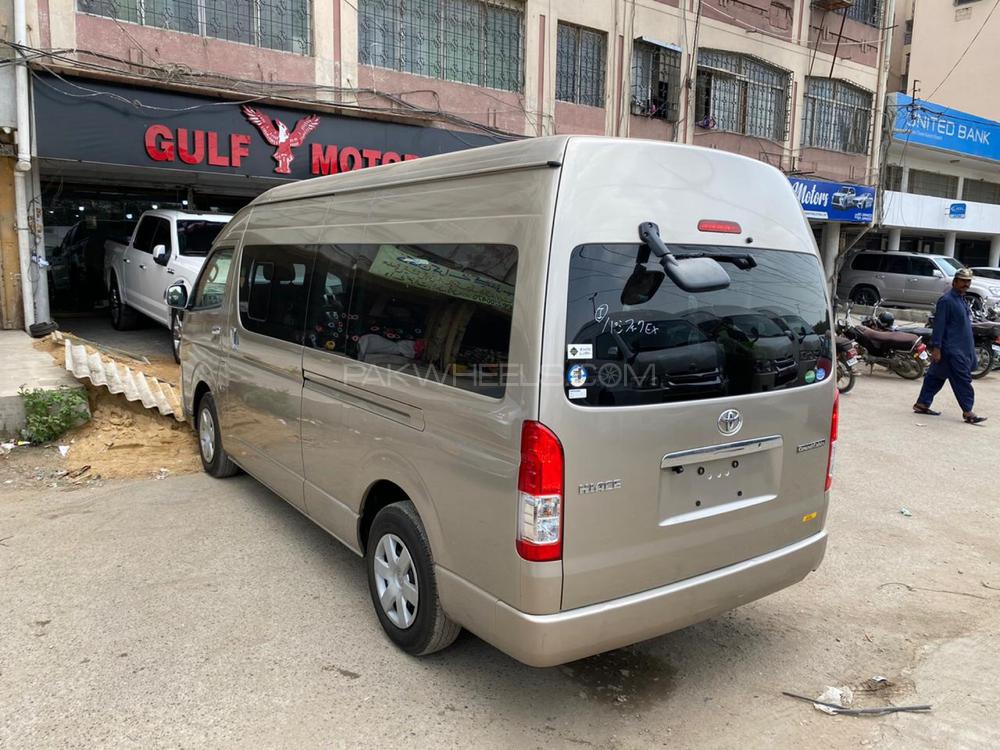 Toyota Hiace 2015 for Sale in Karachi Toyota Hiace 2015 for Sale in Karachi Image-6