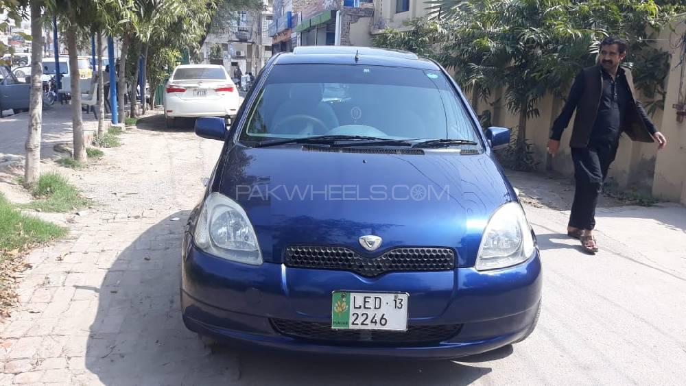 Toyota Vitz 1999 for Sale in Multan Image-1