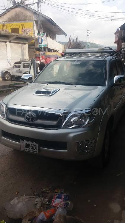 Toyota Hilux 2011 for Sale in Kashmir Image-1