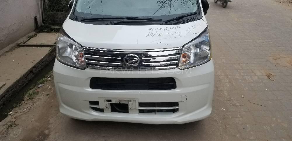 Daihatsu Move 2017 for Sale in Sialkot Image-1