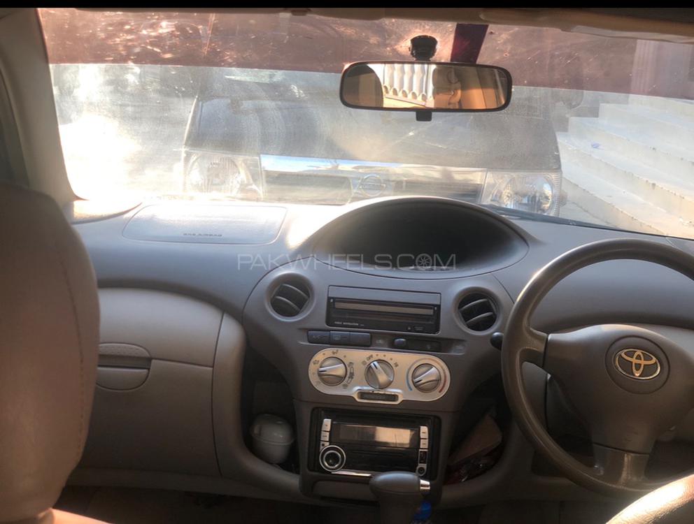 Toyota Platz 2002 for Sale in Karachi Toyota Platz 2002 for Sale in Karachi Image-5