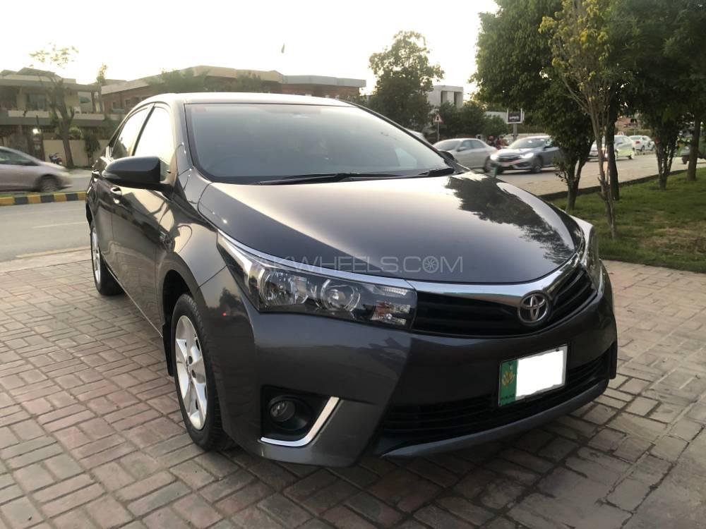 Toyota Corolla 2016 for Sale in Lahore Image-1