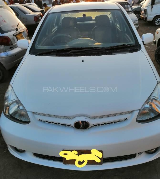 Toyota Platz 2005 for Sale in Karachi Toyota Platz 2005 for Sale in Karachi Image-2