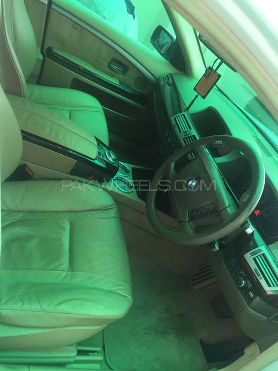 بی ایم ڈبلیو 7 سیریز 2007 for Sale in سیالکوٹ بی ایم ڈبلیو 7 سیریز 2007 for Sale in سیالکوٹ Image-5