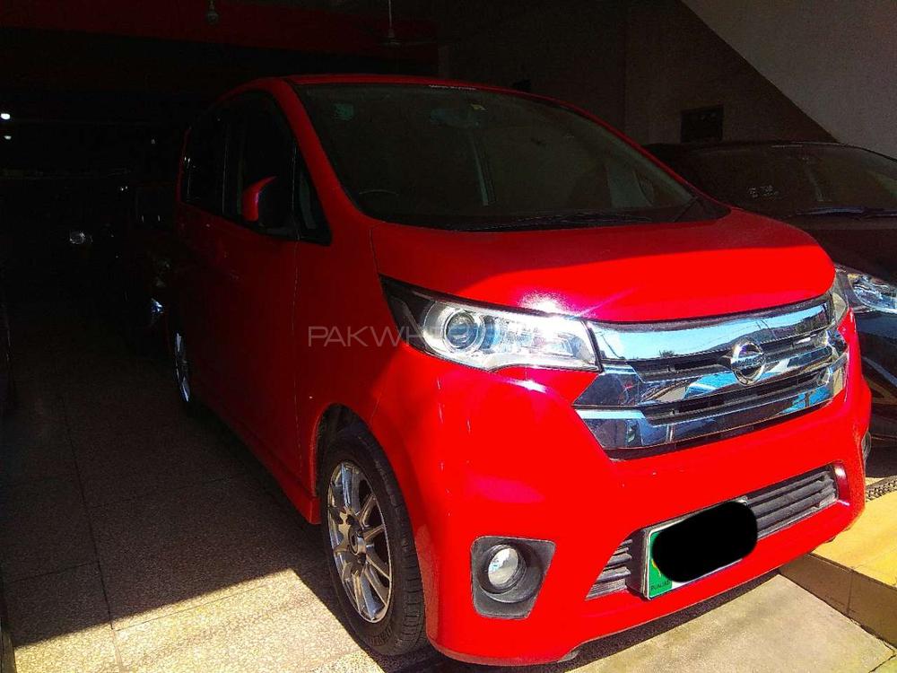 Nissan Dayz Highway Star 2014 for Sale in Lahore Nissan Dayz Highway Star 2014 for Sale in Lahore Image-3