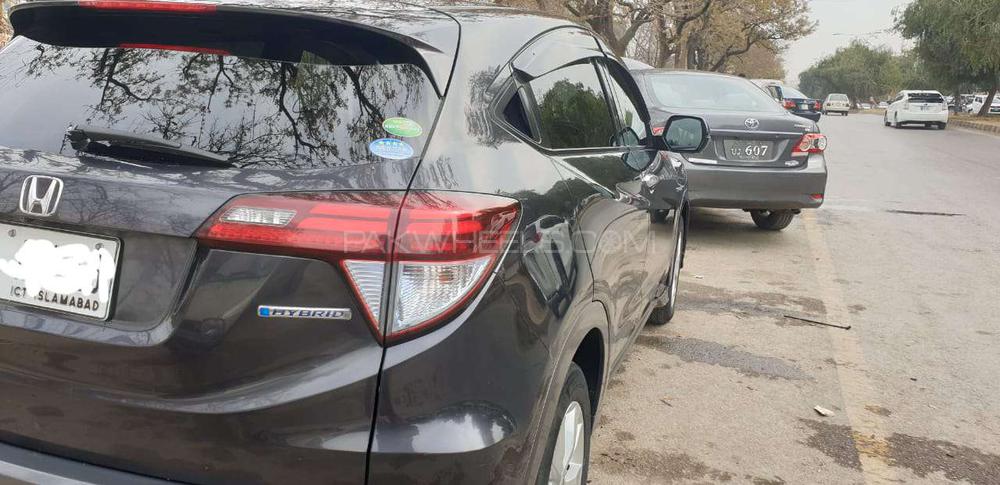 Honda Vezel 2014 for Sale in Islamabad Honda Vezel 2014 for Sale in Islamabad Image-11
