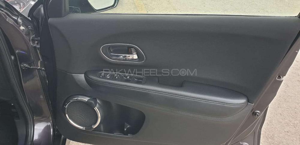 Honda Vezel 2014 for Sale in Islamabad Honda Vezel 2014 for Sale in Islamabad Image-15