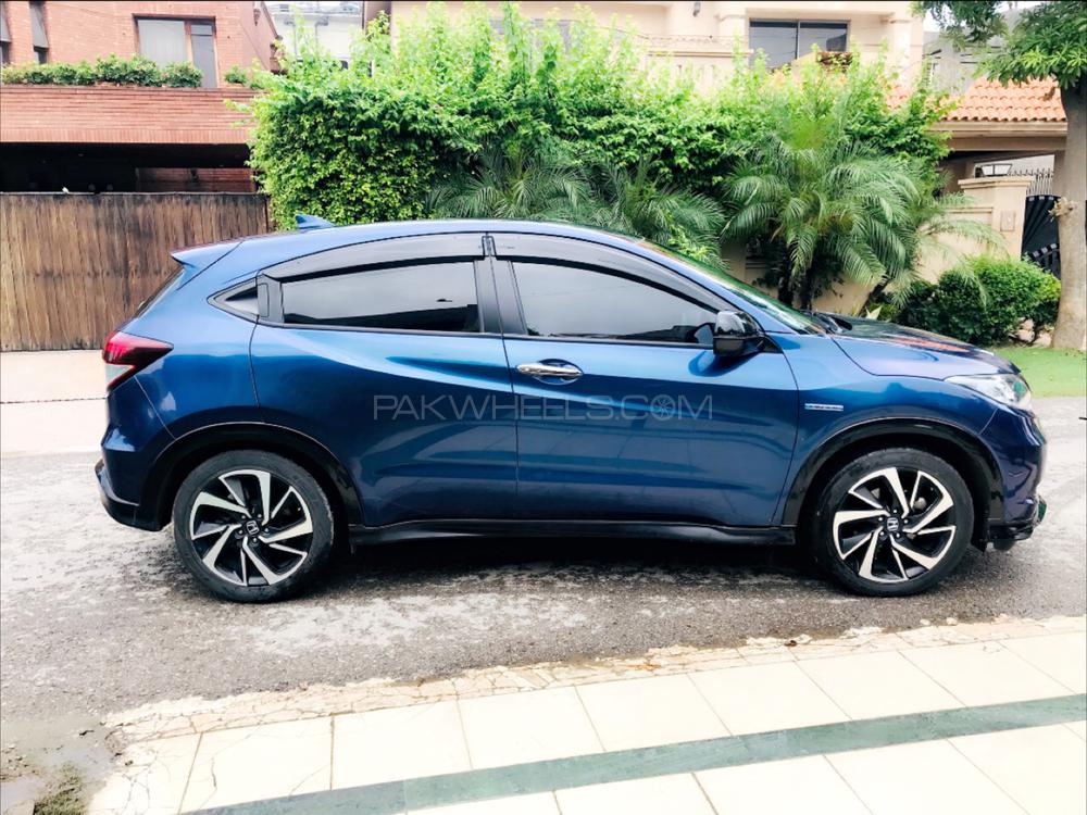 Honda Vezel 2017 for Sale in Lahore Honda Vezel 2017 for Sale in Lahore Image-4
