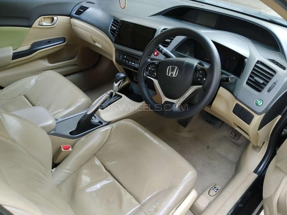 Honda Civic 2014 for Sale in Lahore Honda Civic 2014 for Sale in Lahore Image-5
