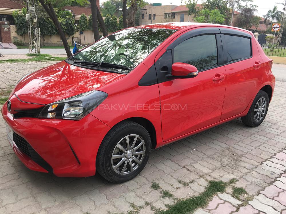 Toyota Vitz 2015 for Sale in Lahore Toyota Vitz 2015 for Sale in Lahore Image-4