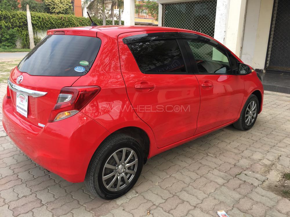 Toyota Vitz 2015 for Sale in Lahore Toyota Vitz 2015 for Sale in Lahore Image-6