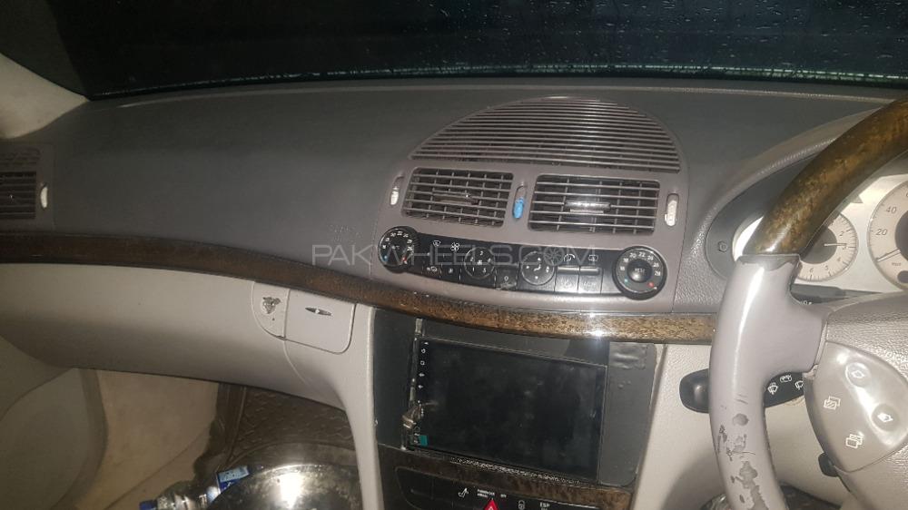 Mercedes Benz E Class 2004 for Sale in Rawalpindi Mercedes Benz E Class 2004 for Sale in Rawalpindi Image-4