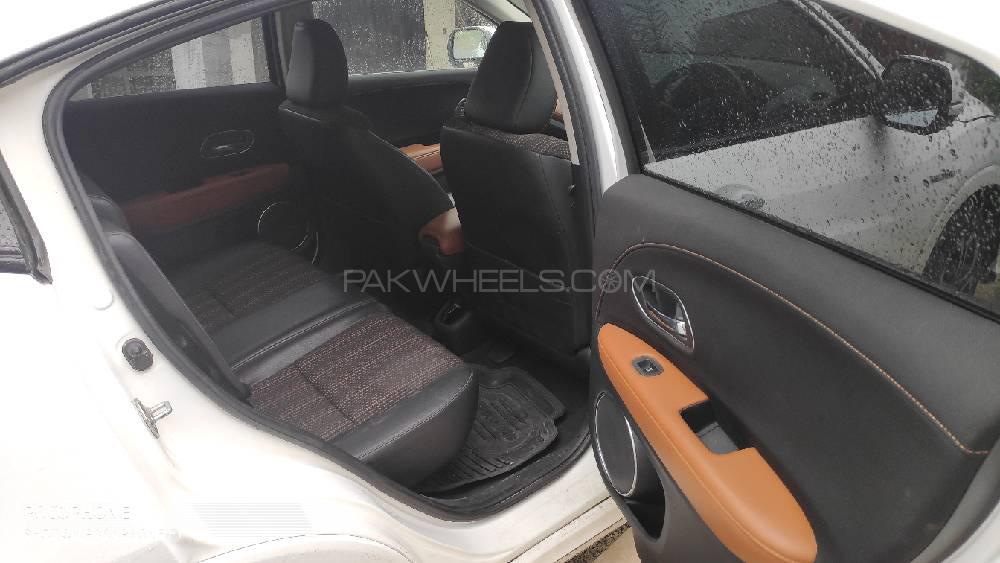 Honda Vezel 2016 for Sale in Islamabad Honda Vezel 2016 for Sale in Islamabad Image-8