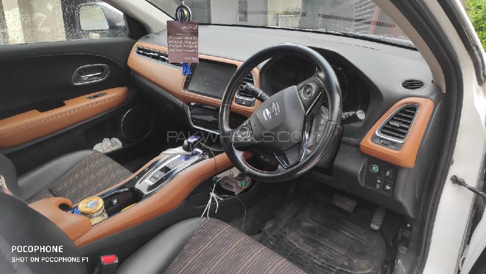 Honda Vezel 2016 for Sale in Islamabad Honda Vezel 2016 for Sale in Islamabad Image-9