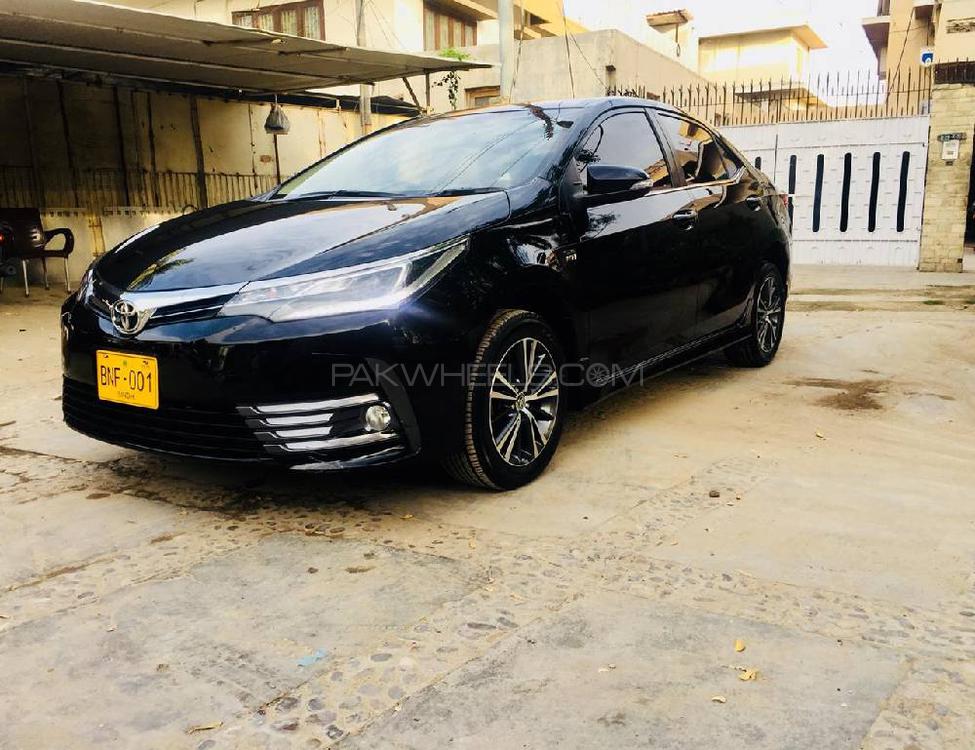 Toyota Corolla 2018 for Sale in Karachi Image-1