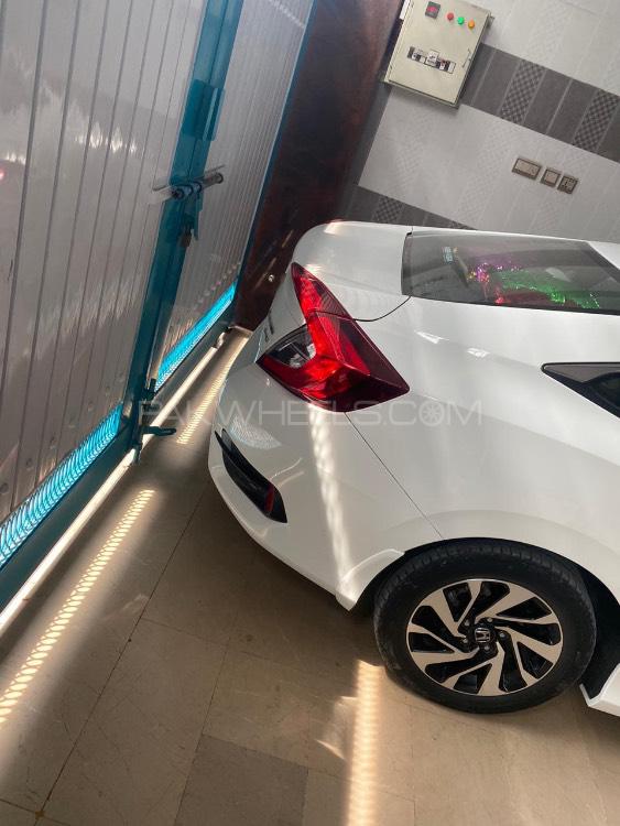 Honda Civic 2017 for Sale in Faisalabad Honda Civic 2017 for Sale in Faisalabad Image-11