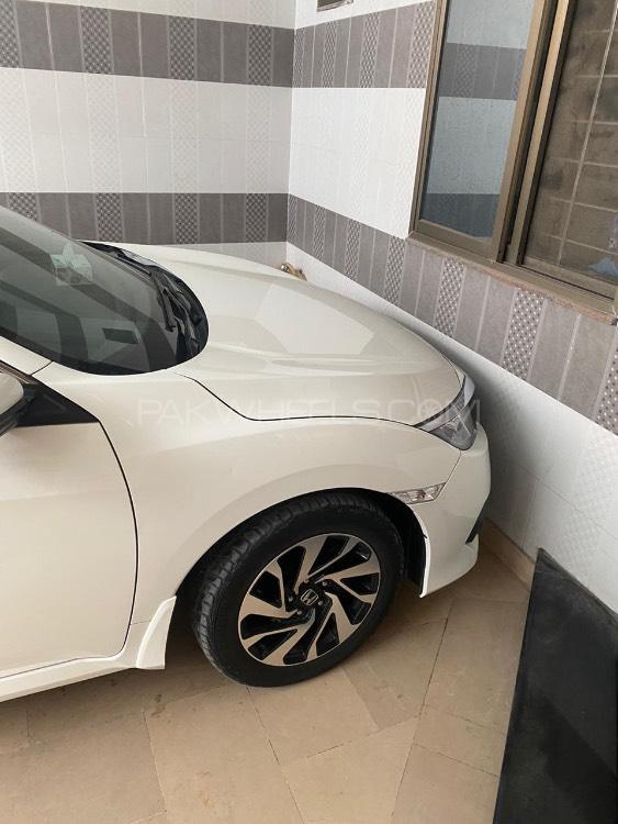 Honda Civic 2017 for Sale in Faisalabad Honda Civic 2017 for Sale in Faisalabad Image-3
