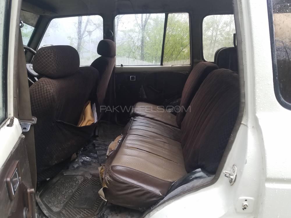 Toyota Land Cruiser 1982 for Sale in Muzaffarabad Toyota Land Cruiser 1982 for Sale in Muzaffarabad Image-5