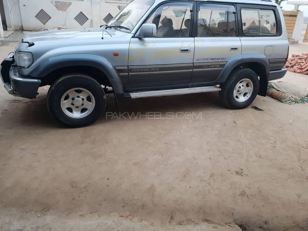 Toyota Land Cruiser - 1994 cruising Toyota Land Cruiser - 1994 cruising Image-10