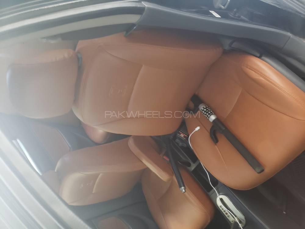Honda Civic 2002 for Sale in Islamabad Honda Civic 2002 for Sale in Islamabad Image-7