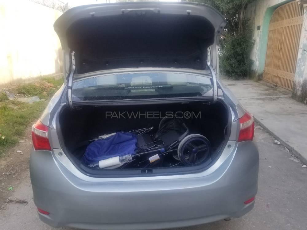 Toyota Corolla 2015 for Sale in Lahore Toyota Corolla 2015 for Sale in Lahore Image-8