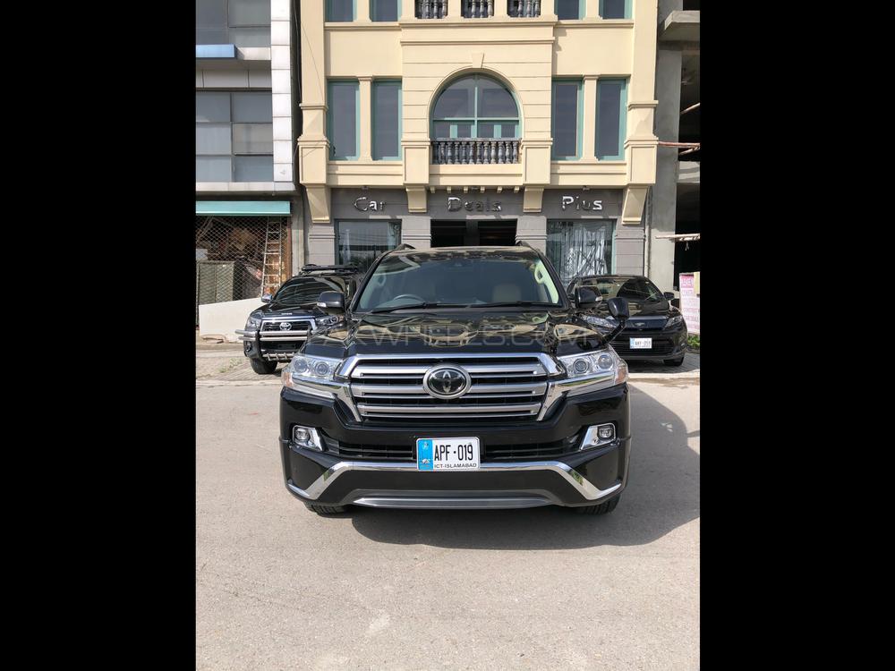 Toyota Land Cruiser 2016 for Sale in Islamabad Image-1
