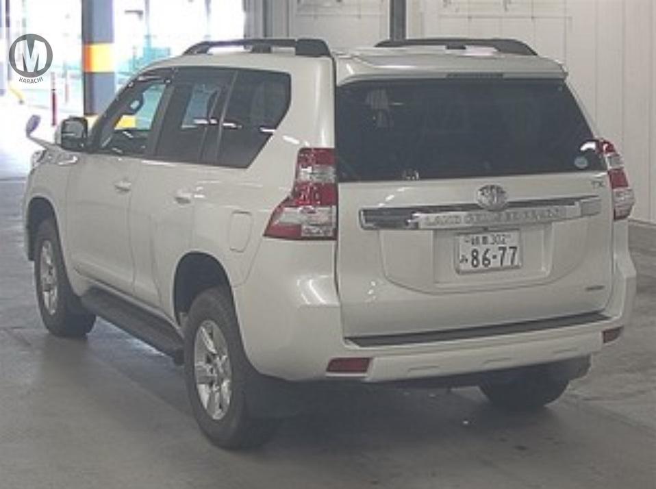 Toyota Prado 2015 for Sale in Karachi Toyota Prado 2015 for Sale in Karachi Image-4