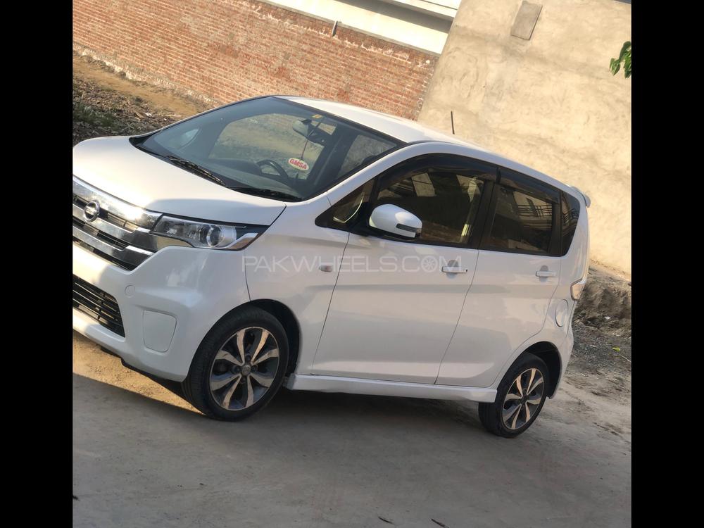 Nissan Dayz Highway Star 2014 for Sale in Faisalabad Image-1