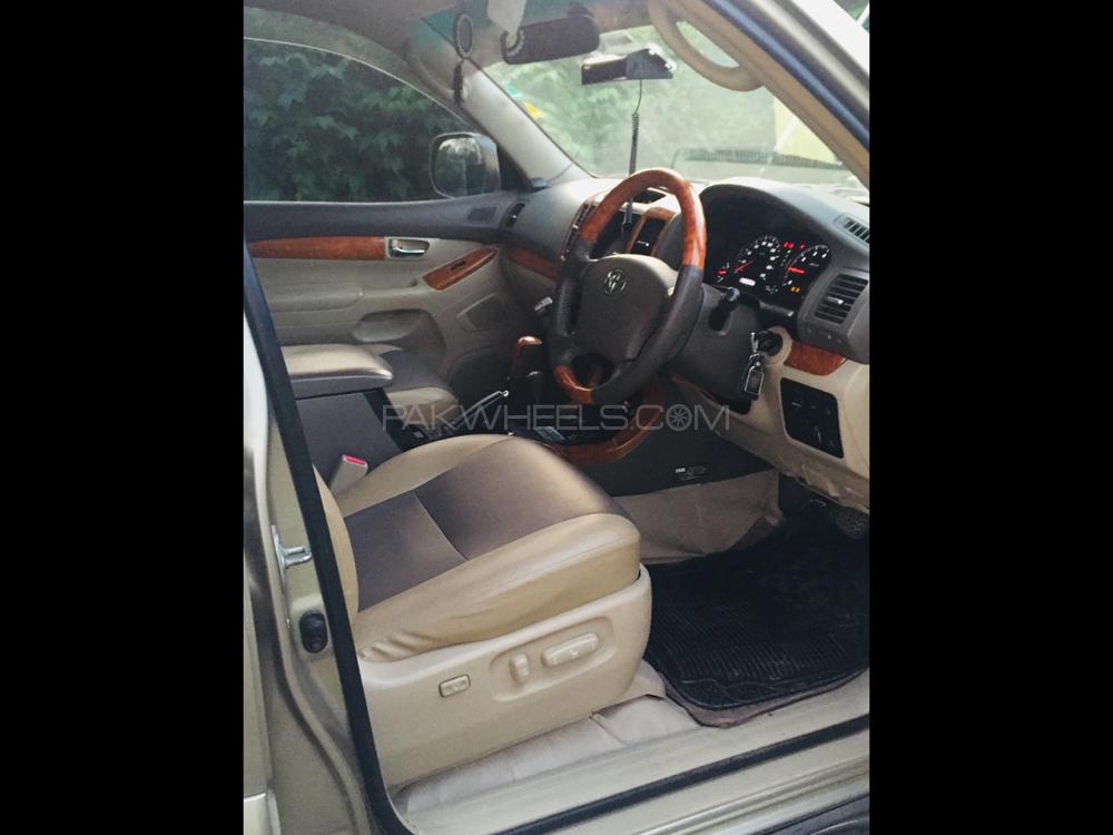 Toyota Prado 2005 for Sale in Karachi Toyota Prado 2005 for Sale in Karachi Image-9