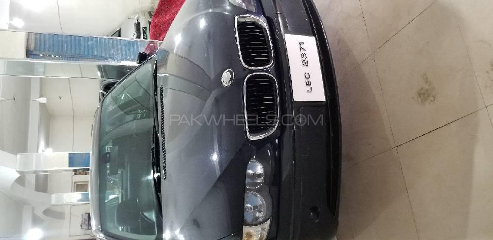 BMW 3 Series 2004 for Sale in Peshawar Image-1