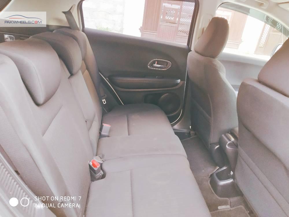 Honda Vezel 2014 for Sale in Islamabad Honda Vezel 2014 for Sale in Islamabad Image-13