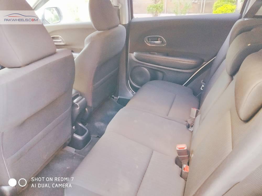 Honda Vezel 2014 for Sale in Islamabad Honda Vezel 2014 for Sale in Islamabad Image-16