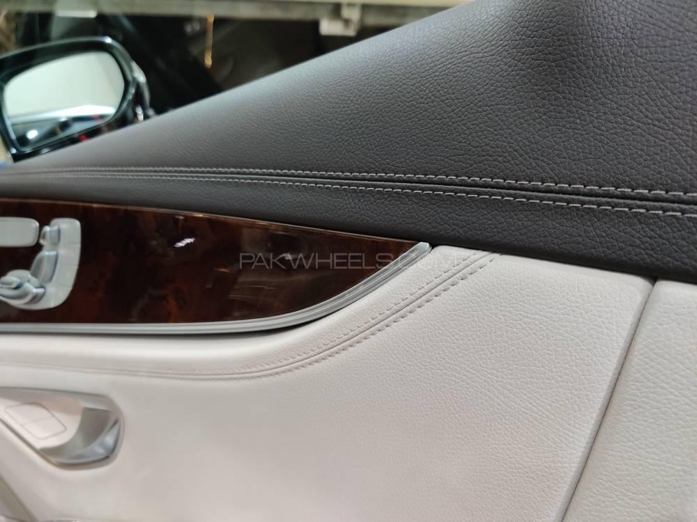 Mercedes Benz E Class 2018 for Sale in Lahore Mercedes Benz E Class 2018 for Sale in Lahore Image-11