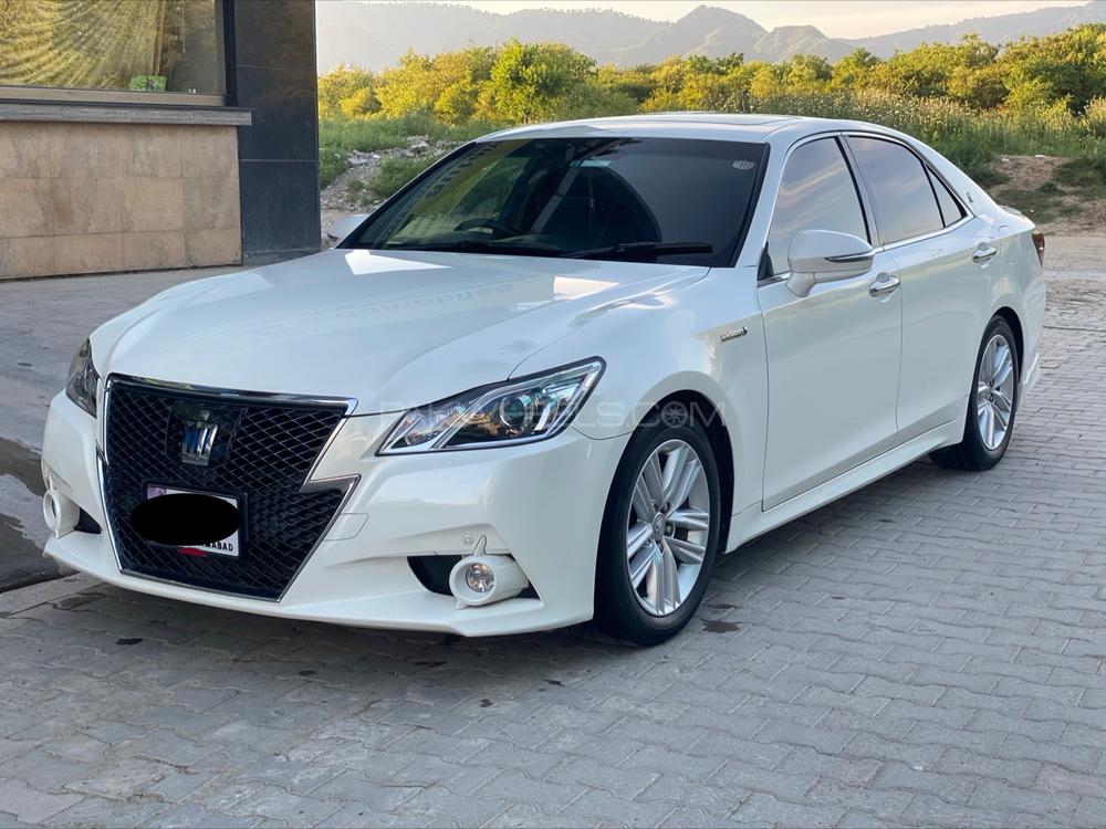 Toyota Crown 2013 for Sale in Islamabad Toyota Crown 2013 for Sale in Islamabad Image-3