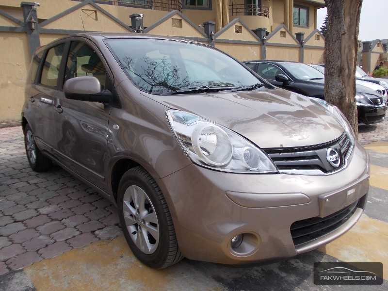 Nissan Note 2010 for Sale in Islamabad Image-1