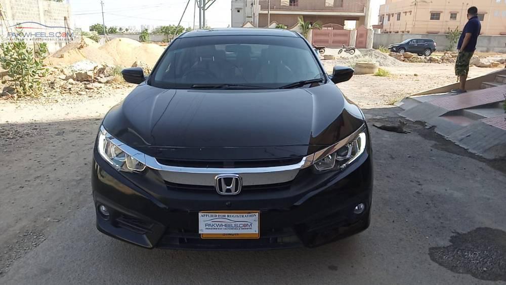Honda Civic 2018 for Sale in Karachi Image-1