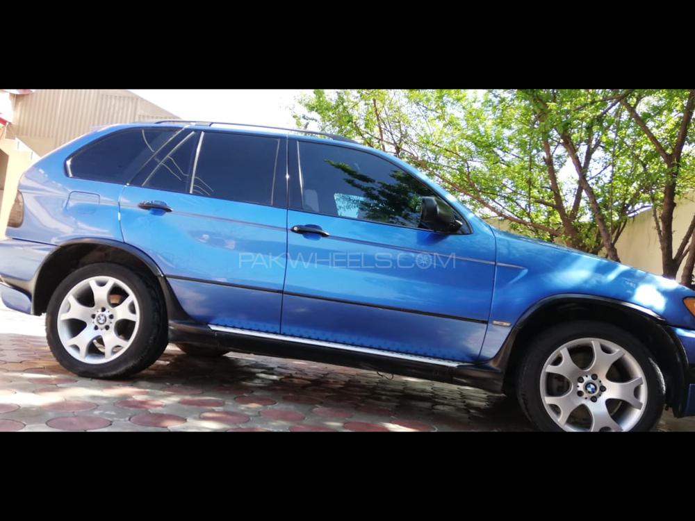 BMW X5 Series 2002 for Sale in Kamra Image-1