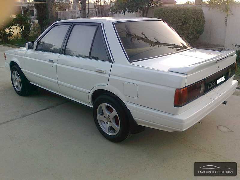 Nissan sunny 1989