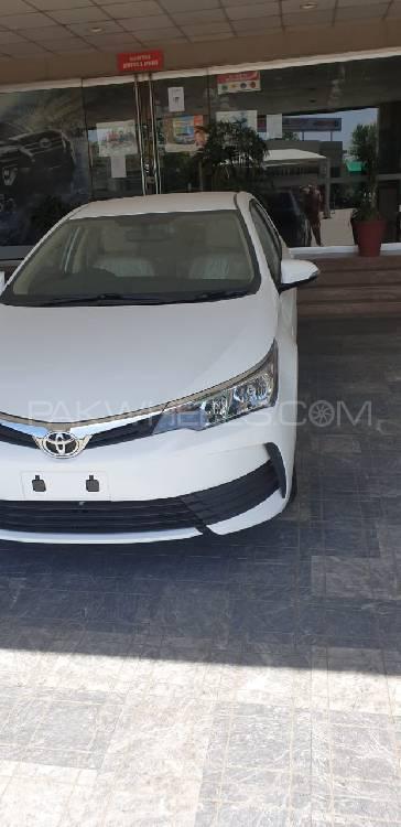 Toyota Corolla 2020 for Sale in Lahore Image-1
