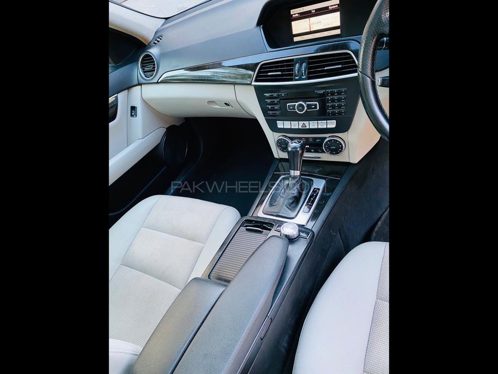 Mercedes Benz C Class 2012 for Sale in Karachi Mercedes Benz C Class 2012 for Sale in Karachi Image-11