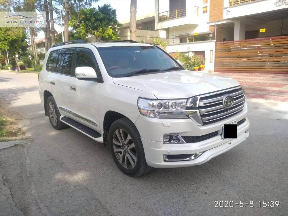 Toyota Land Cruiser 2013 for Sale in Islamabad Toyota Land Cruiser 2013 for Sale in Islamabad Image-2