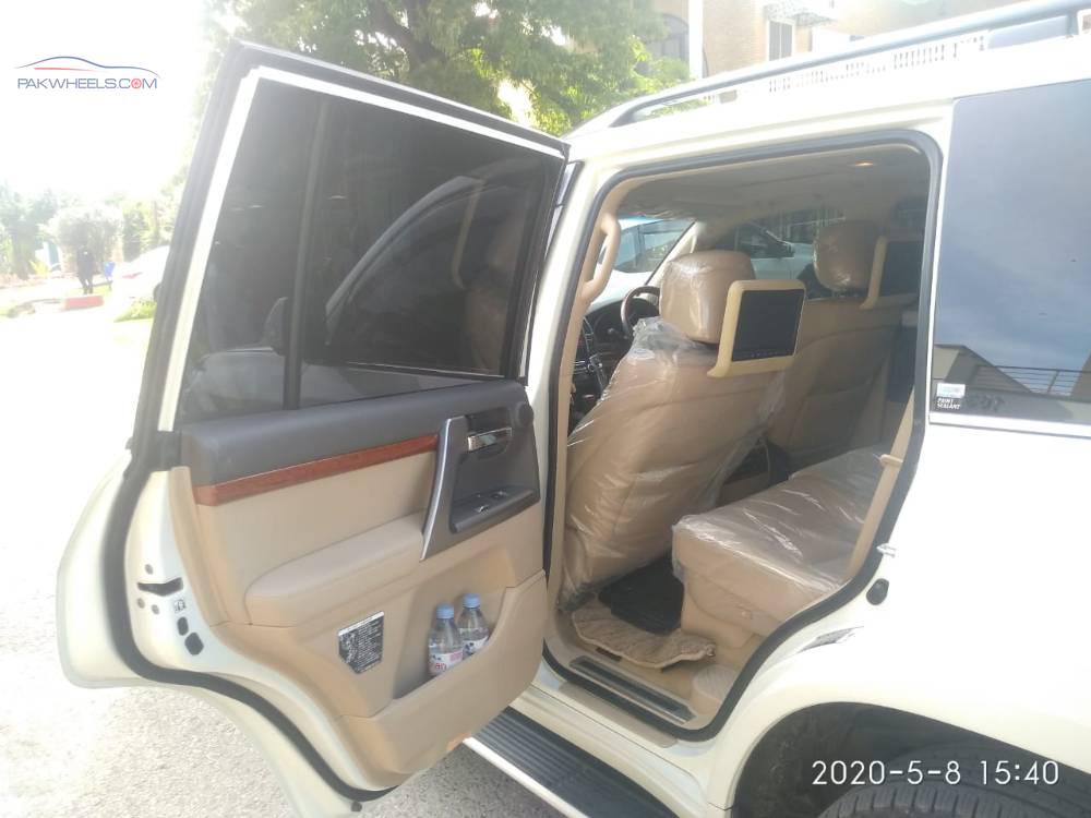 Toyota Land Cruiser 2013 for Sale in Islamabad Toyota Land Cruiser 2013 for Sale in Islamabad Image-19